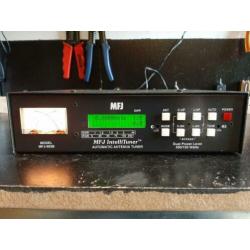 MFJ 933b Intellituner automatische antennetunner