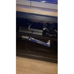 Playstation 4 500 GB met evt 5 spellen