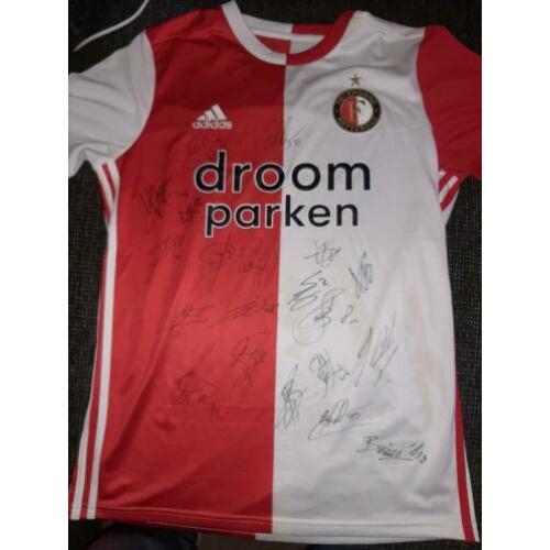 Gesigneerd Feyenoord origineel shirt nieuw