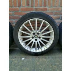 Orginele Alfa Romeo (147) 17 inch lichtmetalen velgen