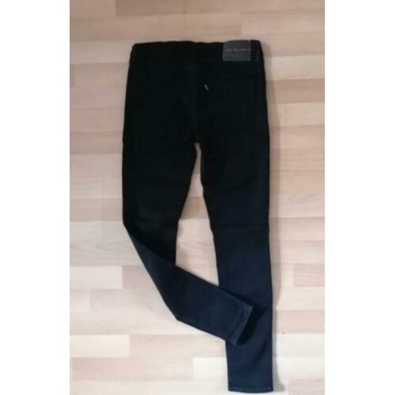 Levi's Strauss line 8 skinny jeans. ZGAN