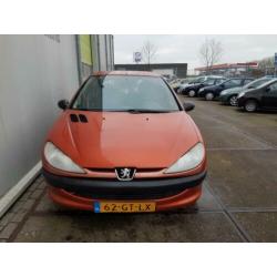 Peugeot 206 1.4 XR NIEUWE APK