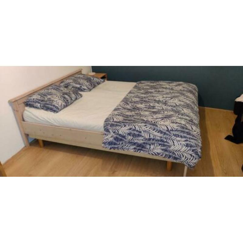 Tweepersoonsbed 160x200
