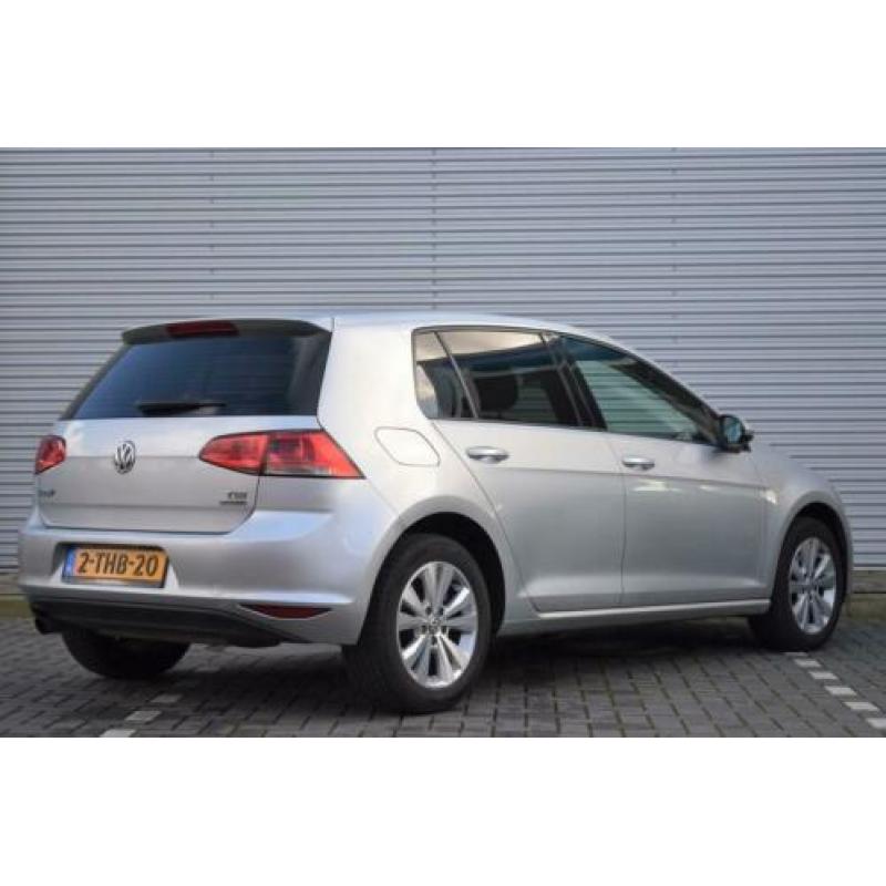 Volkswagen Golf 1.2 TSI Highline 5 Drs | Climate control | C