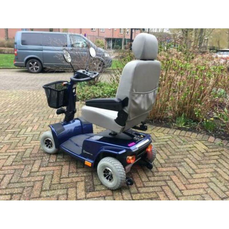 Scootmobiel celebrity dx | pride