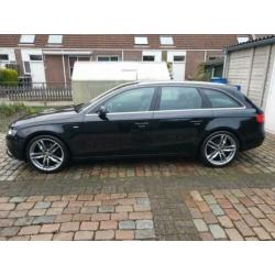 Audi A4 1.8 Tfsi 88KW Avant S-line 2011 Zwart nieuwstaat!