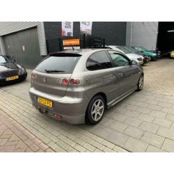 SEAT Ibiza 1.9 TDI Signo Sport 6Bak Airco Navi Trekhaak NAP