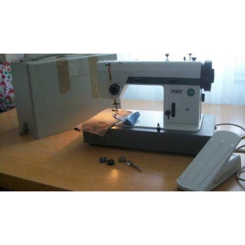 naaimachine pfaff 284