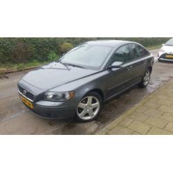 Volvo S40 2.4 Summum, 17inch Xenon, APK feb'21