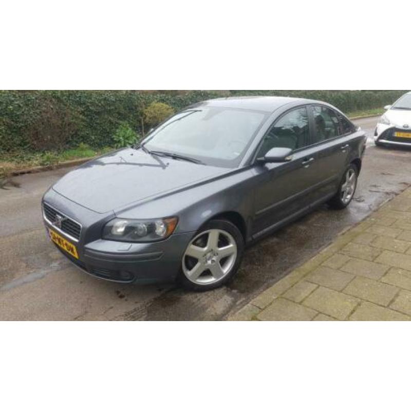 Volvo S40 2.4 Summum, 17inch Xenon, APK feb'21