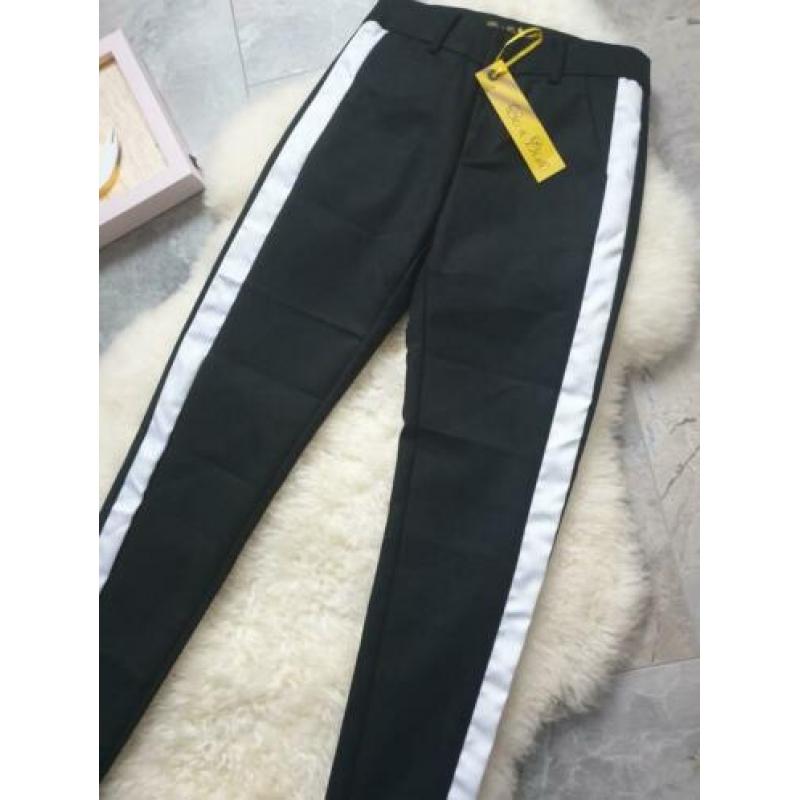 Maat 140 NIEUWE Meisjes Broek/Pantalon BE A DIVA