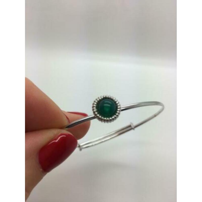 H157 Prachtige zilveren armband met jade