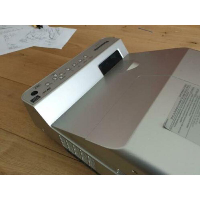 Panasonic Beamer GEEN BEELD