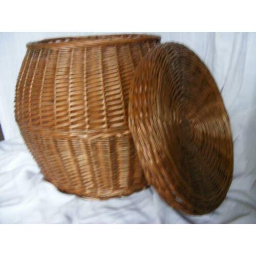 Vintage rieten opbergmand met deksel