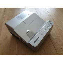 Panasonic Beamer GEEN BEELD