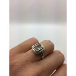 H139 Prachtige zilveren ring art deco maat 17
