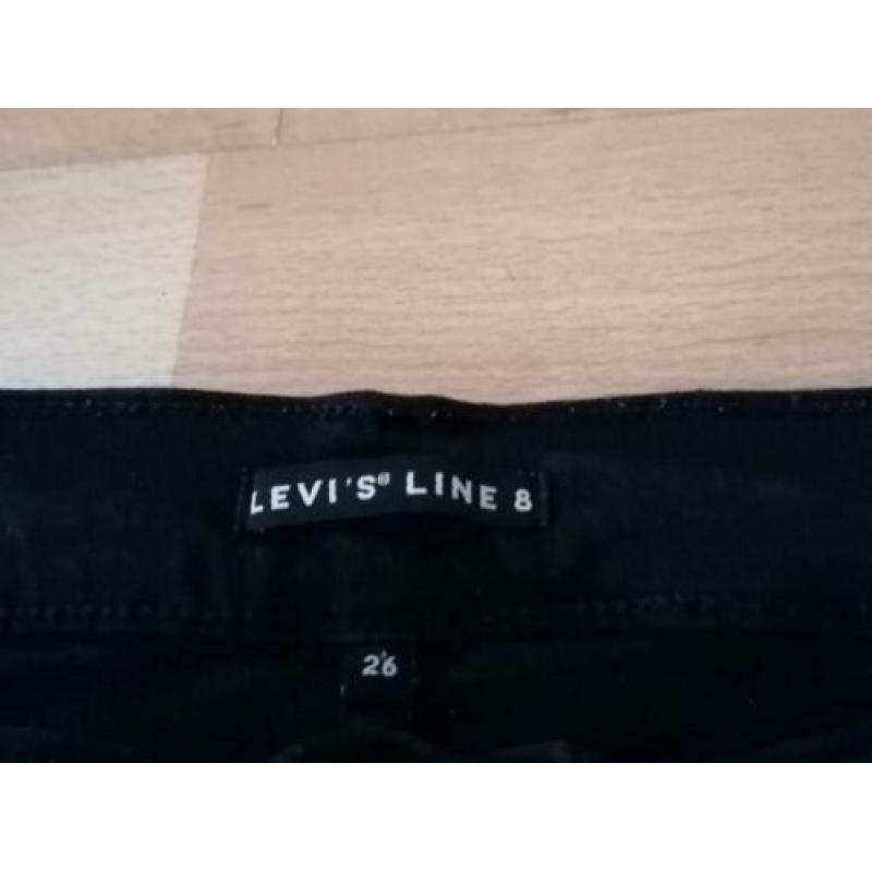 Levi's Strauss line 8 skinny jeans. ZGAN