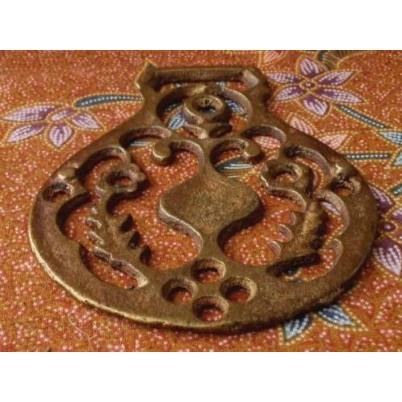 Antiek Engels horsebrass kleppermannetje sierlijk 10,2 cm.