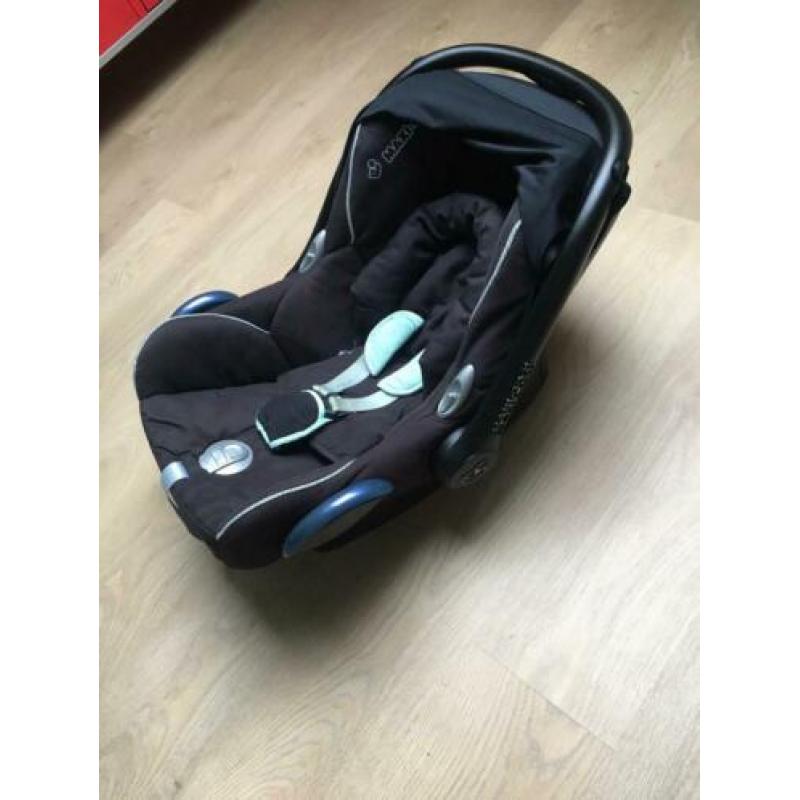 Maxi cosi cabriofix inc. Kooka voetenzak en diverse hoezen