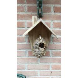 4 unieke vogel huisjes
