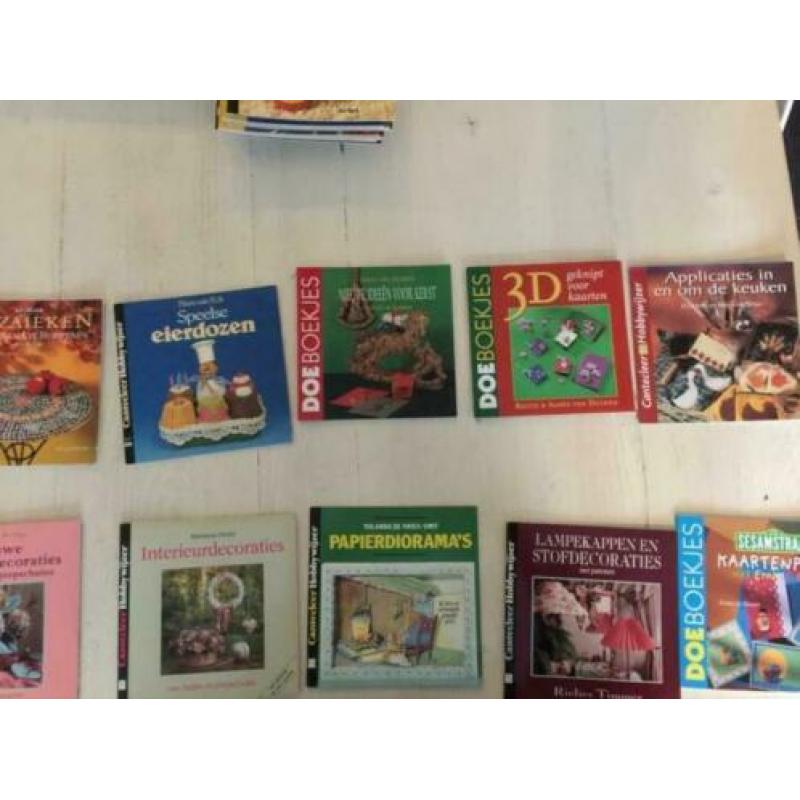 Heel veel soorten Hobby boekjes 0,50 p.s.