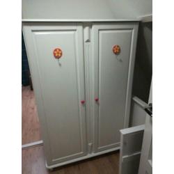 Brocante kast meiden roze