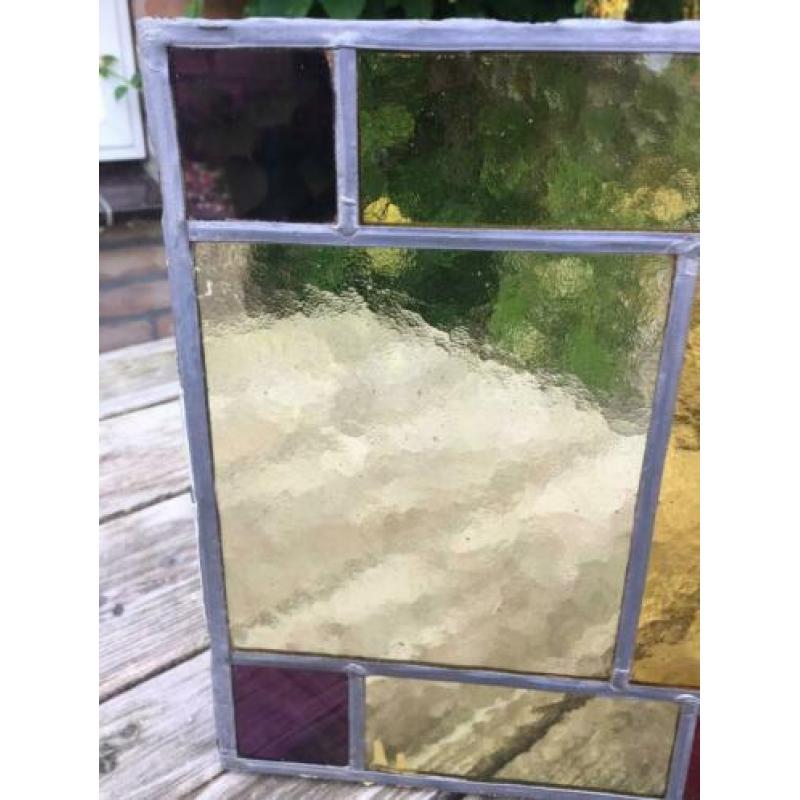Mooi antiek glas in lood raam (O)