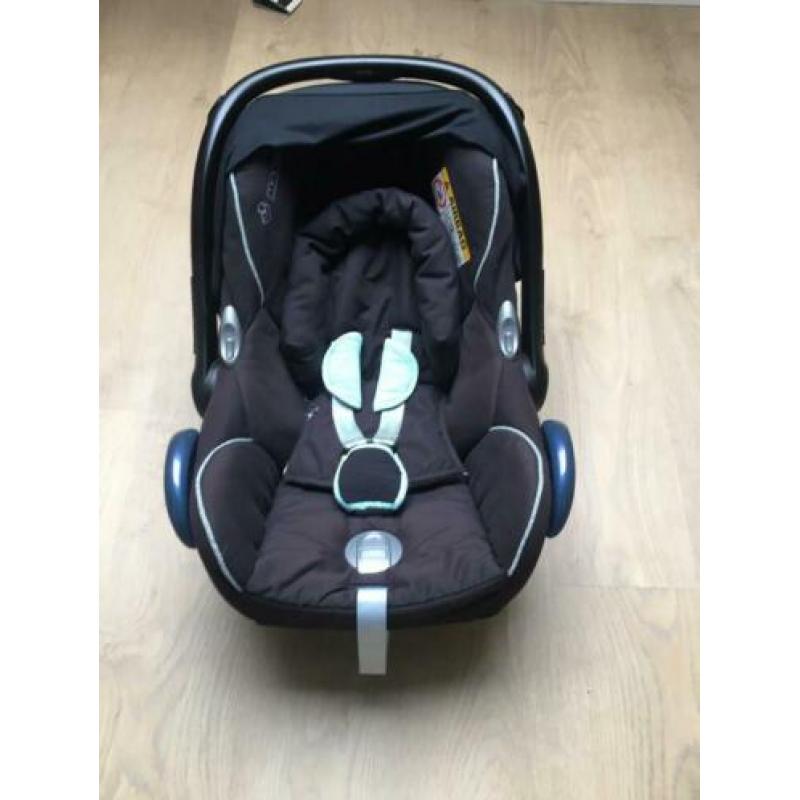 Maxi cosi cabriofix inc. Kooka voetenzak en diverse hoezen