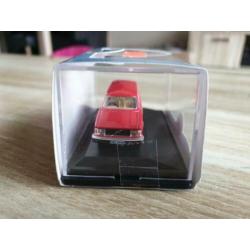 Volvo 245 Estate red 1:76 ( Oxford Automobile Company)