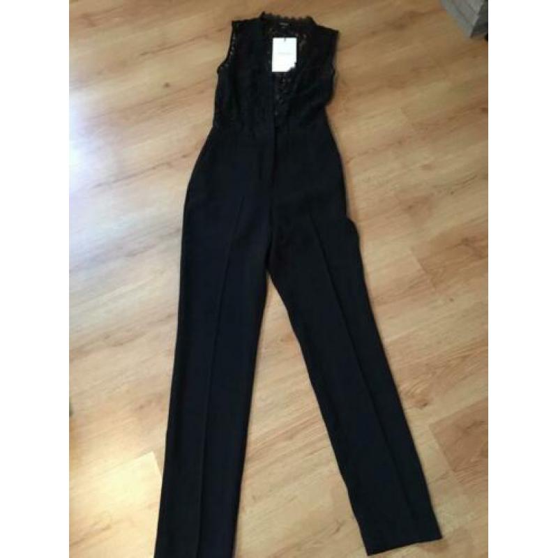 Nieuwe Rumi jumpsuit Nikkie maat 34 kaartjes aan