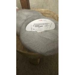2 bollen mohair grijs