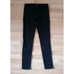Levi's Strauss line 8 skinny jeans. ZGAN