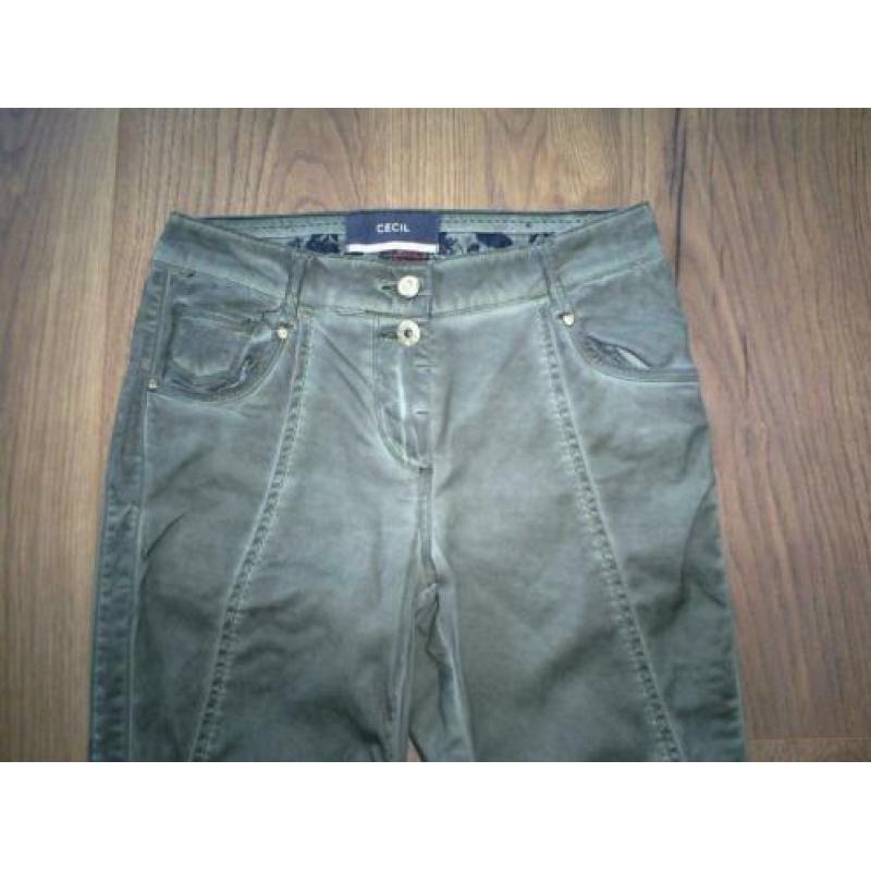 als nieuw!!! groene zomerbroek van CECIL mt. 36