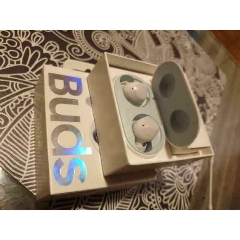 Samsung Buds