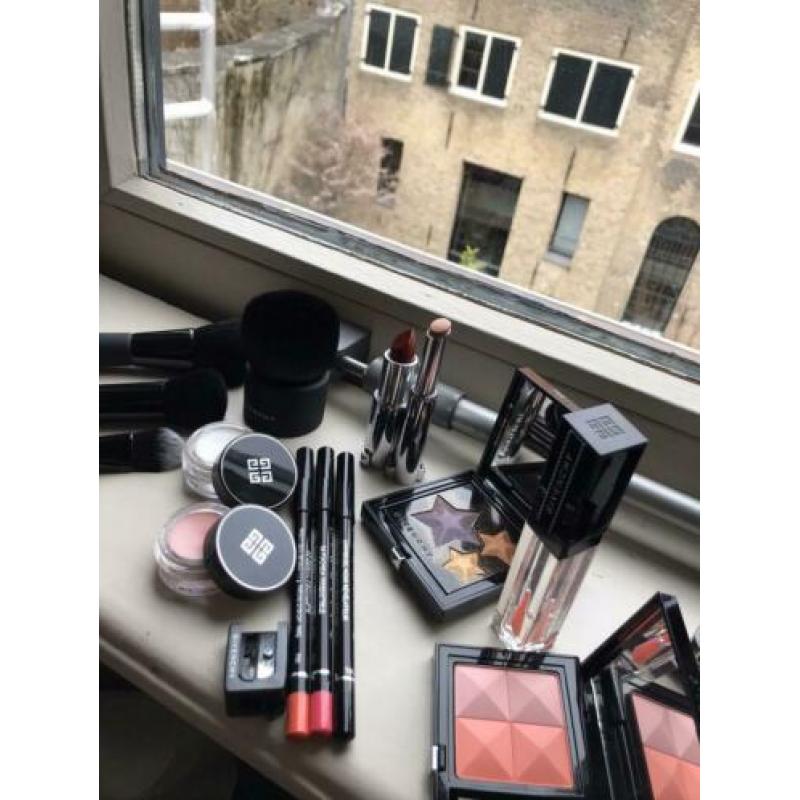 Givenchy make-up set, inclusief kwasten. Alles NIEUW