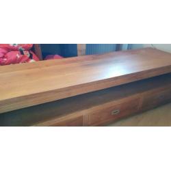 Onbewerkt teak tv meubel