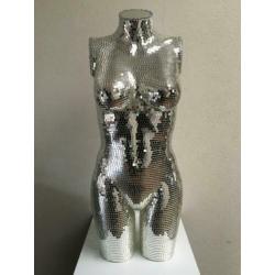 Torso met spiegelglas