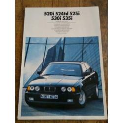 BMW 5 serie e34 kleuren en bekleding folder uit 1988