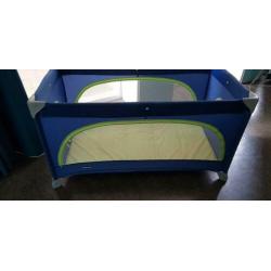 Reisbedje Chicco blauw 128x68x72 (LxBxH)