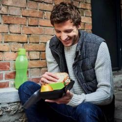 Nieuwe Tupperware Zwarte Snack Pack Broodtrommel lunch doos