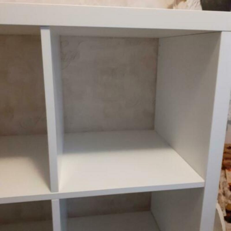 Vakkenkast, wit 146 x 110 x 39 cm