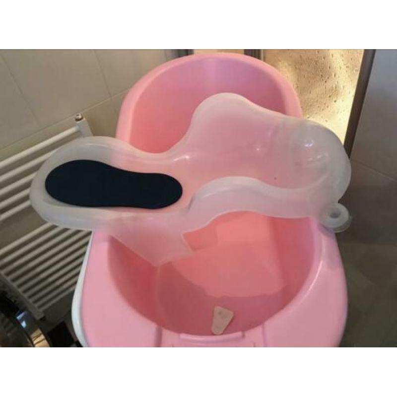 Roze baby badje op standaard incl verkleinen