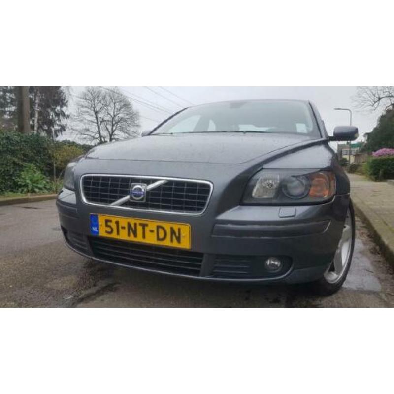 Volvo S40 2.4 Summum, 17inch Xenon, APK feb'21