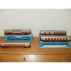 4x Ho Marklin TEE rijtuigen no 4085/4086/4087/4090+o.v.p.