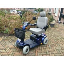 Scootmobiel celebrity dx | pride