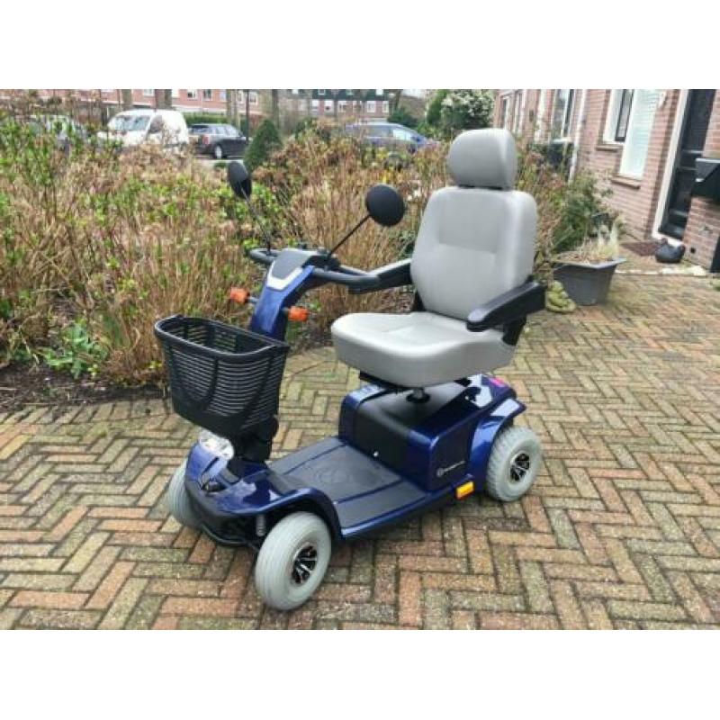 Scootmobiel celebrity dx | pride