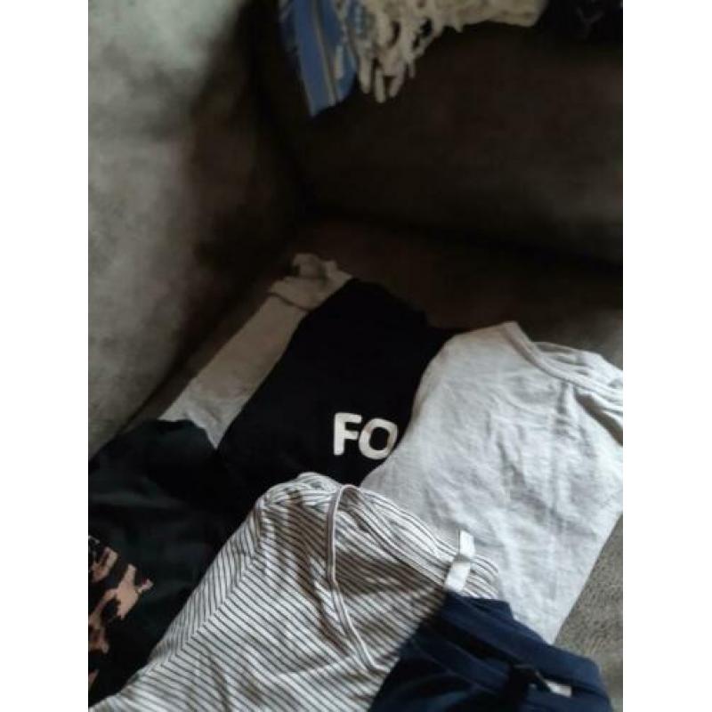 Pakket dameskleding maat xs / s T-shirts, topjes, rokken etc