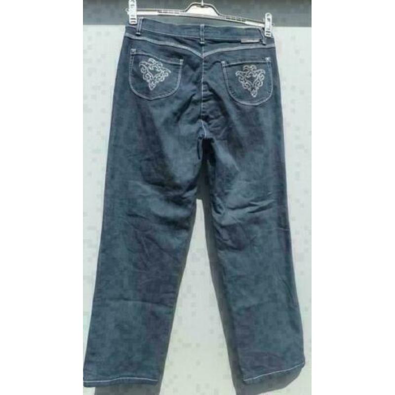 ZERRES JEANS stretch spijkerjeans met studs mt 38