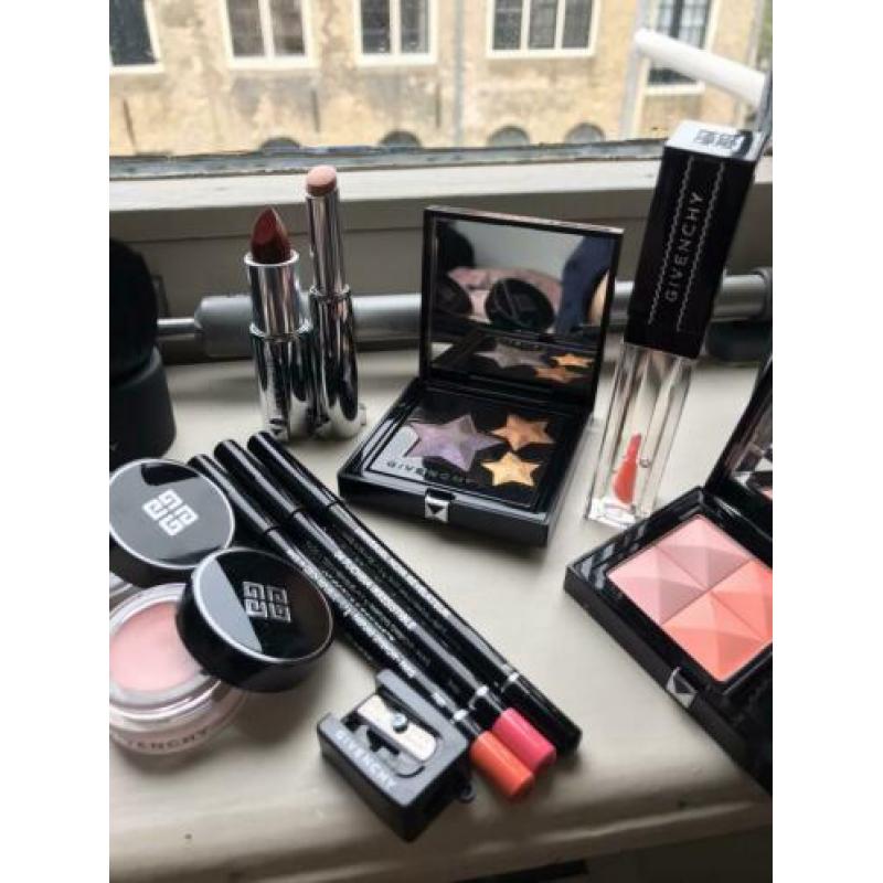 Givenchy make-up set, inclusief kwasten. Alles NIEUW