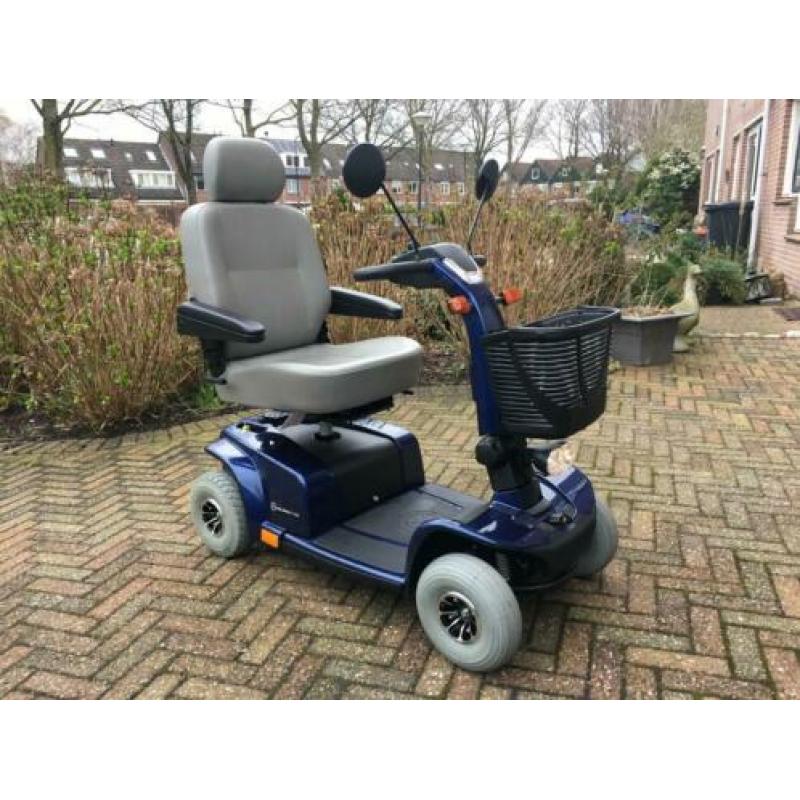 Scootmobiel celebrity dx | pride